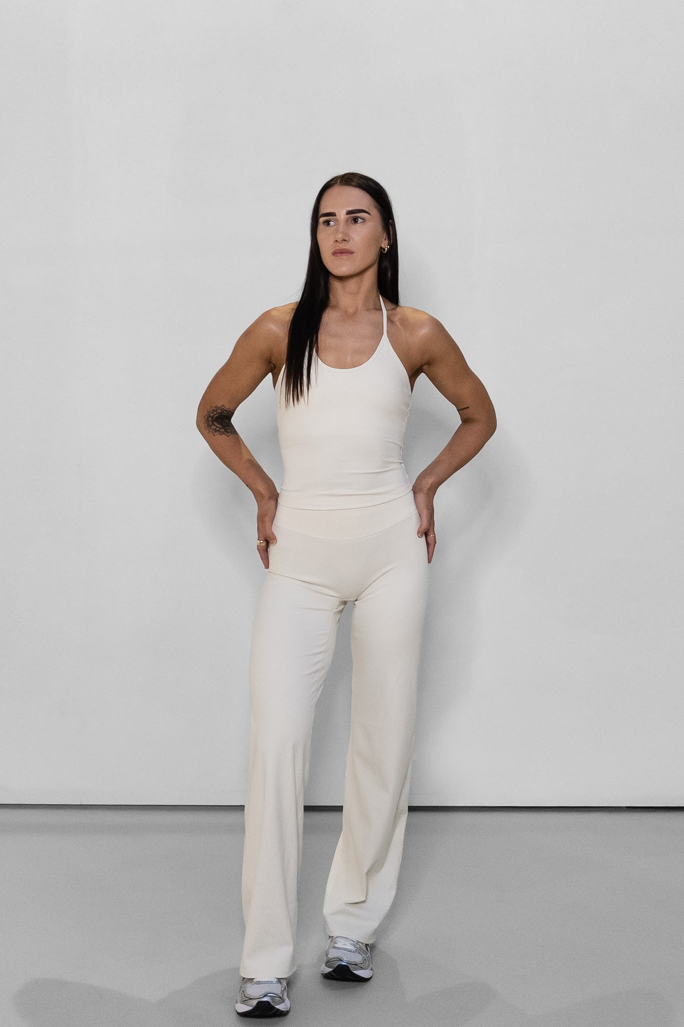 Straight Leg Legging - Oat